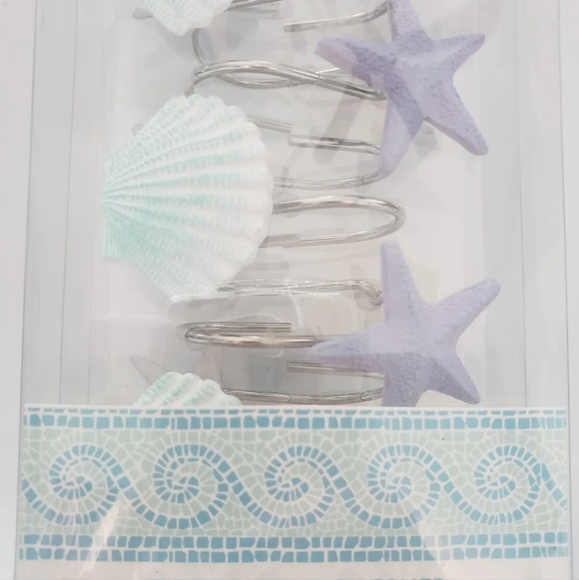 12pc COASTAL Decorative Shower Curtain Hooks STARFISH & SHELLS New - Picture 2 of 3